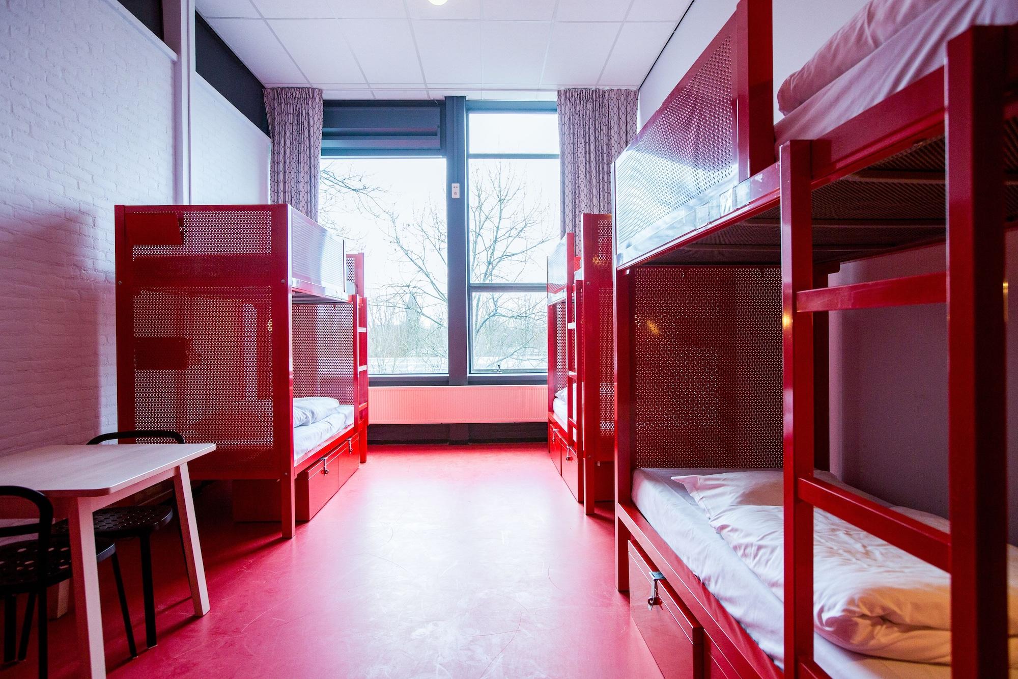 Wow Hostel